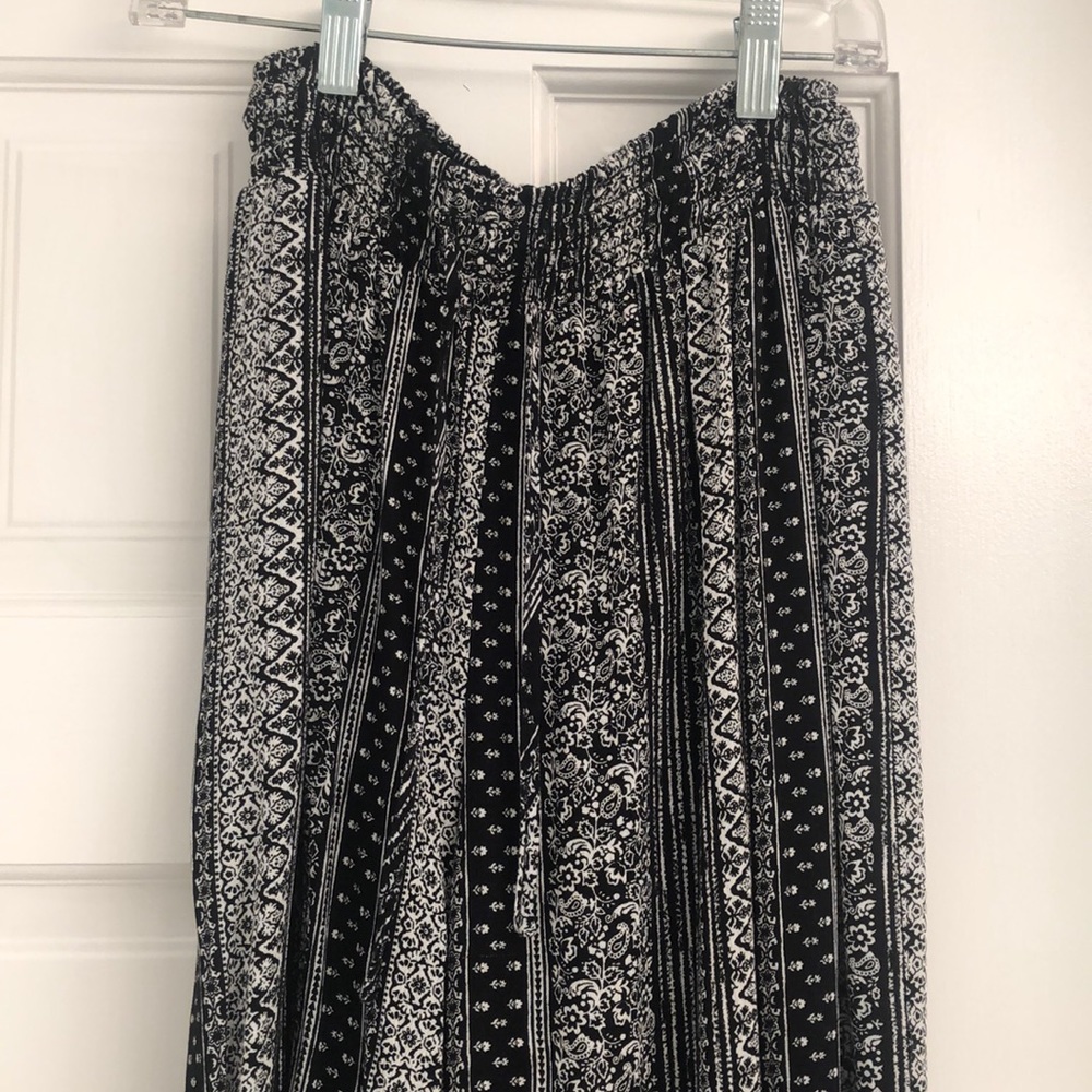 Black & white pants